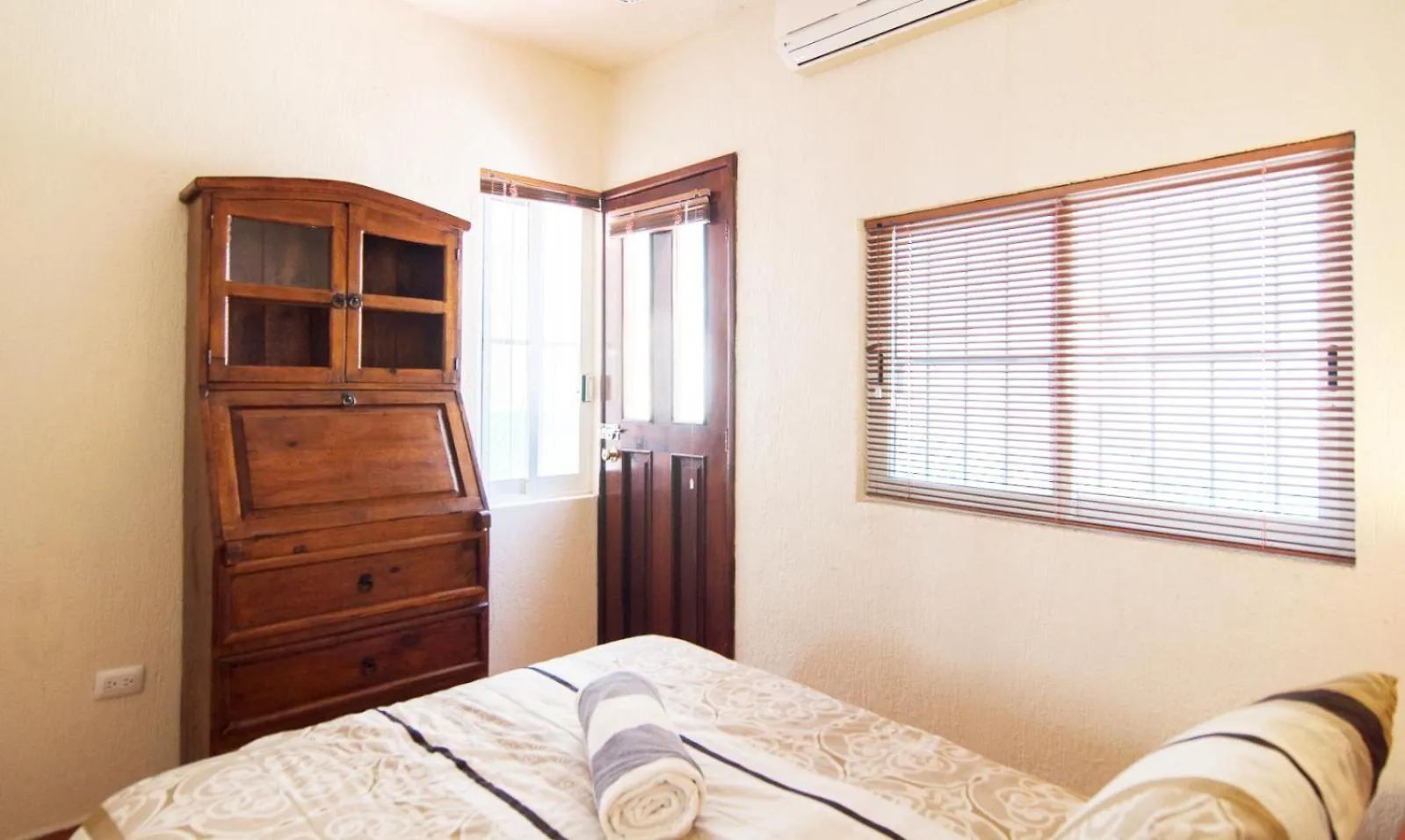 Beachfront 2Br Condo In Playa I Steps To 5Th Ave! Playa del Carmen 0*,  Mexico