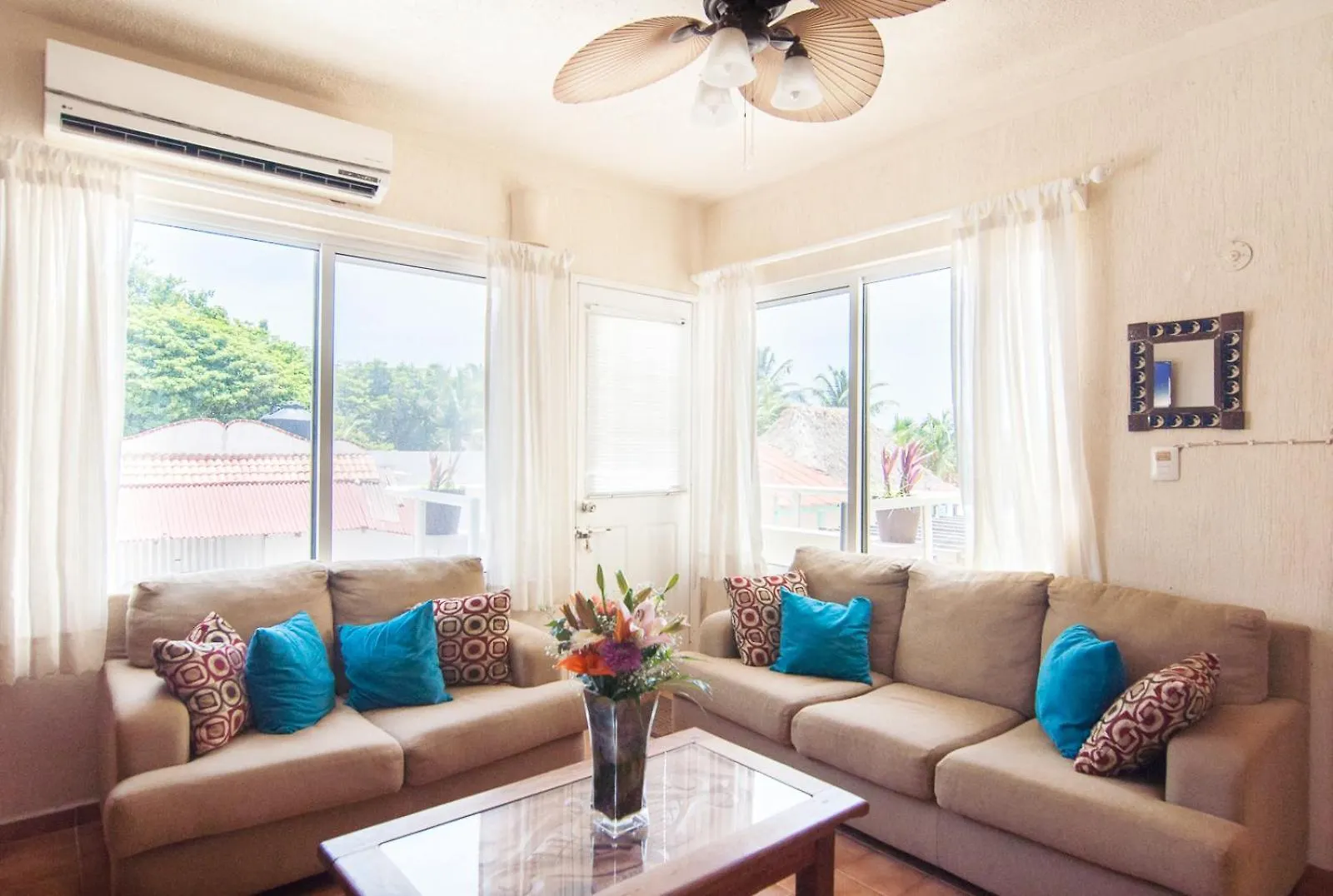 Beachfront 2Br Condo In Playa I Steps To 5Th Ave! Playa del Carmen Mexico