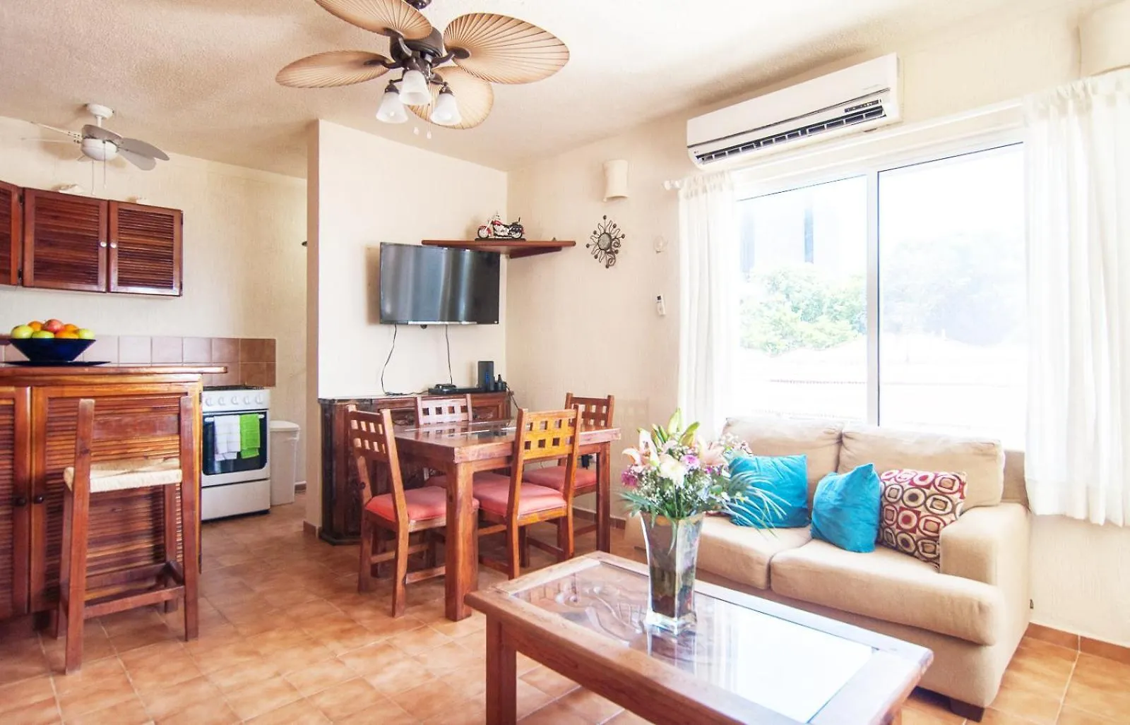 Beachfront 2Br Condo In Playa I Steps To 5Th Ave! Playa del Carmen